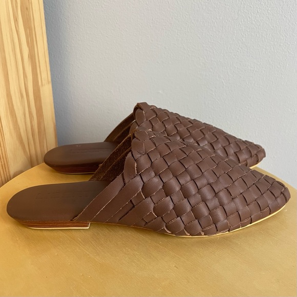 Liberte Shoes - Liberté Prague Woven Leather Mule